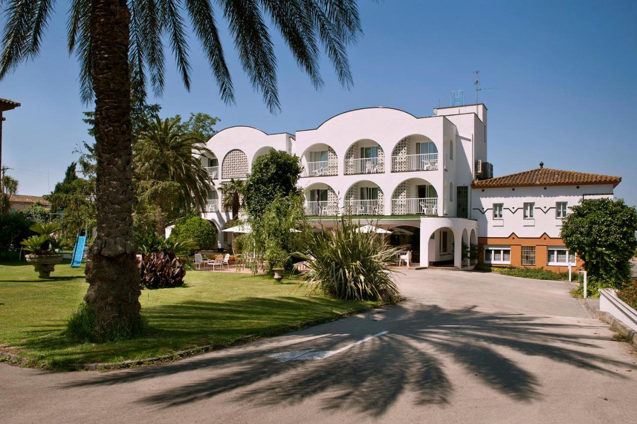 Hotel El Moli Сант-Педро-Пескадор Экстерьер фото